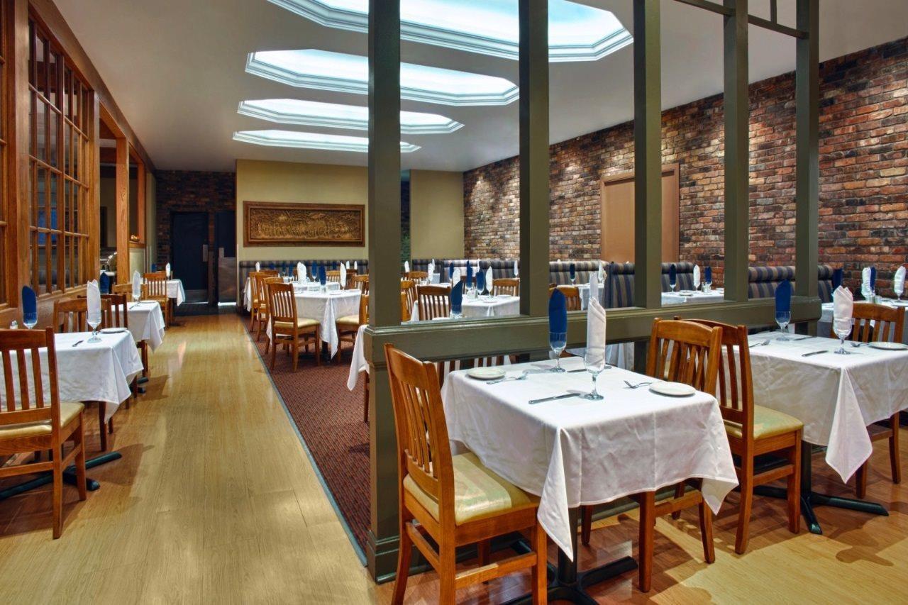 Four Points By Sheraton Toronto Airport Мисисага Екстериор снимка